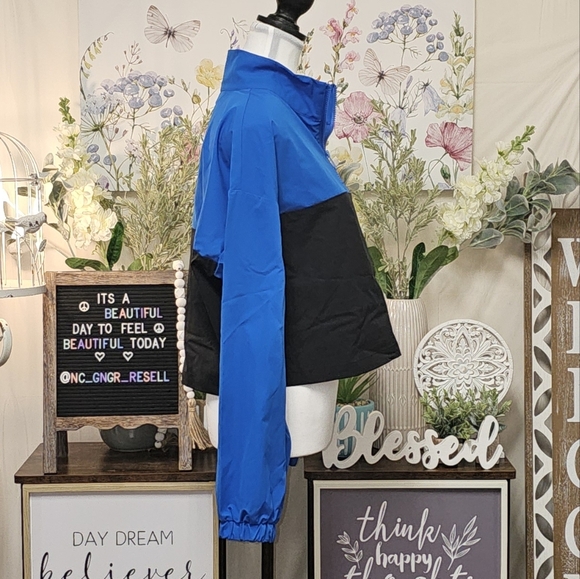 JUICY COUTURE | HIGH MOCK NECK CROPPED PULLOVER - NWOT! - Picture 8 of 10